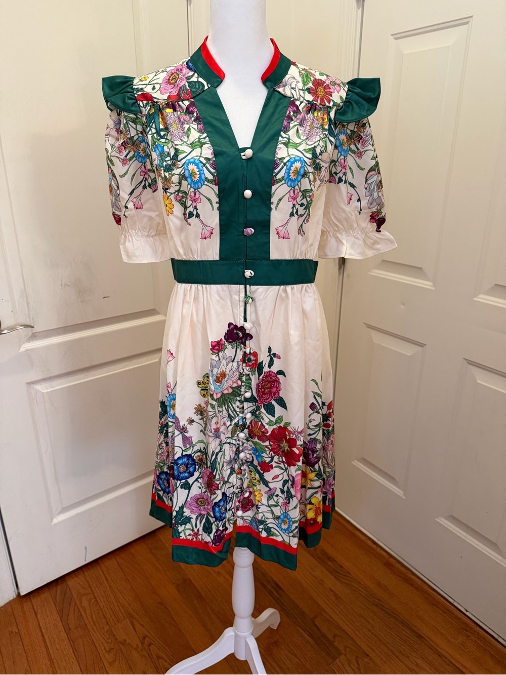 NWT Women’s Floral Cream Dress with Green Trim